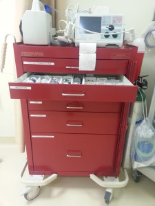 Fully Stocked Crash Cart applicable to the surgery center