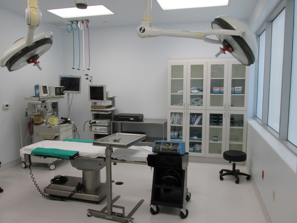 2 Fully Equipped Operating Rooms